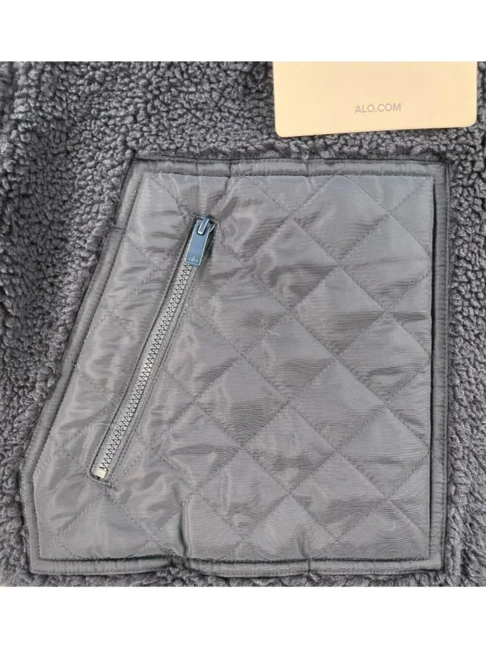 Alo Yoga Sherpa Edge Bomber Jacket Navy Quilted Outdoor Faux Fur Wmn's Sz L NEW